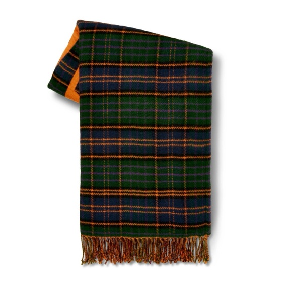 Rowing Blazers x Target Throw - Picture 2 of 4